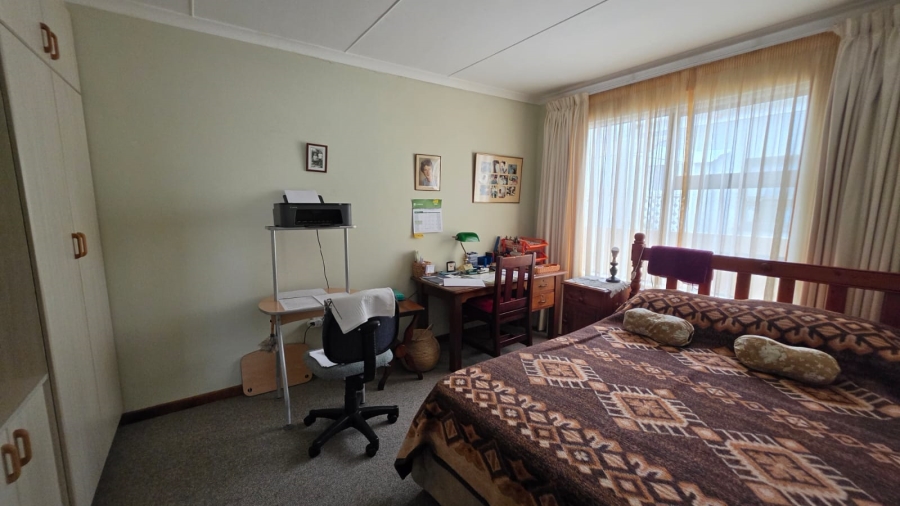 3 Bedroom Property for Sale in Stilbaai Wes Western Cape